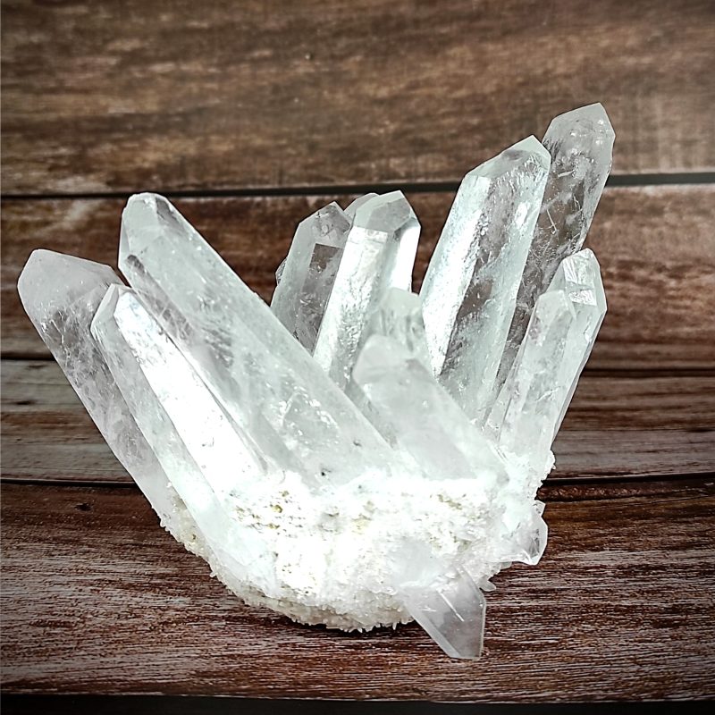 694gms-natural-crystal-quartz-clear-cluster-rock-stone-chakra-aura-healing-reiki-800×800-1.jpg
